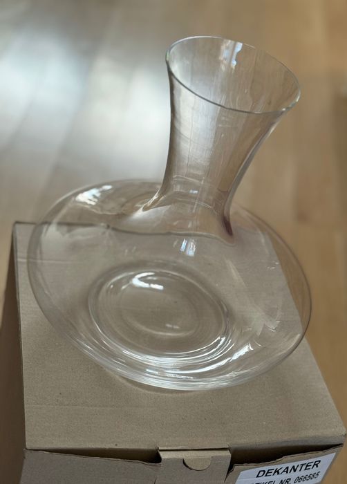 Vas decantare vin