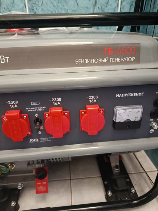 Продам бензиновый генератор! Совсем новый!