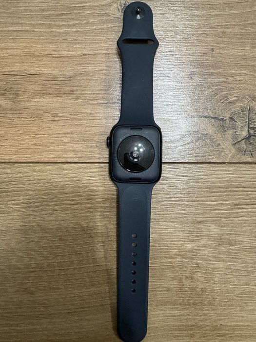Vand ceas Apple ca nou