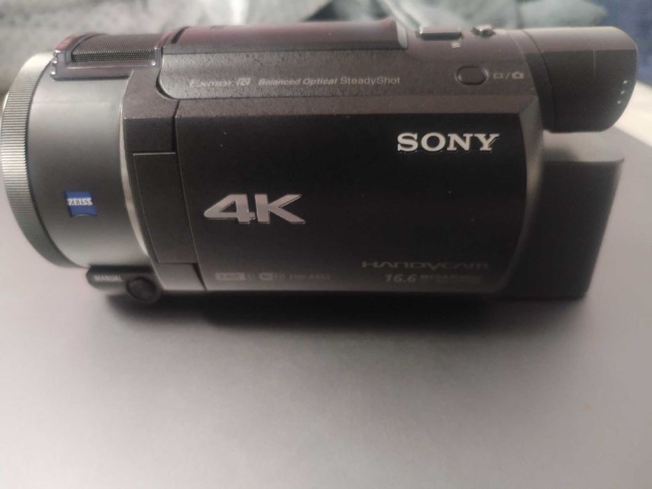SONY 4K AX-53 handycam