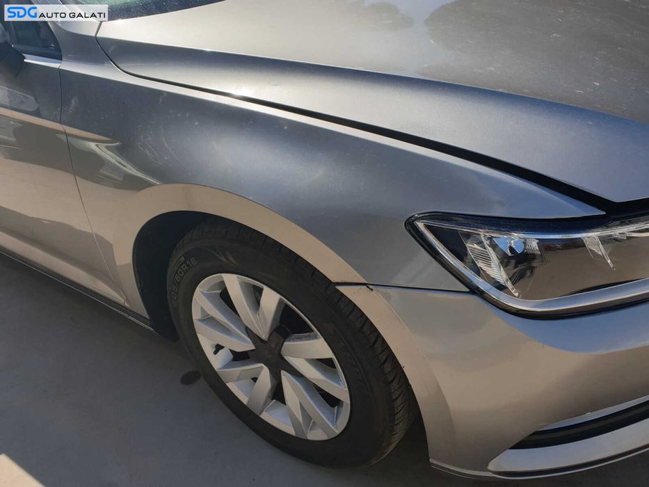 Aripa Dreapta Fata Volkswagen Passat B8 2014 - 2023 Culoare LB7W [C3914]