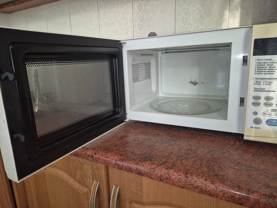 Микроволновая печь