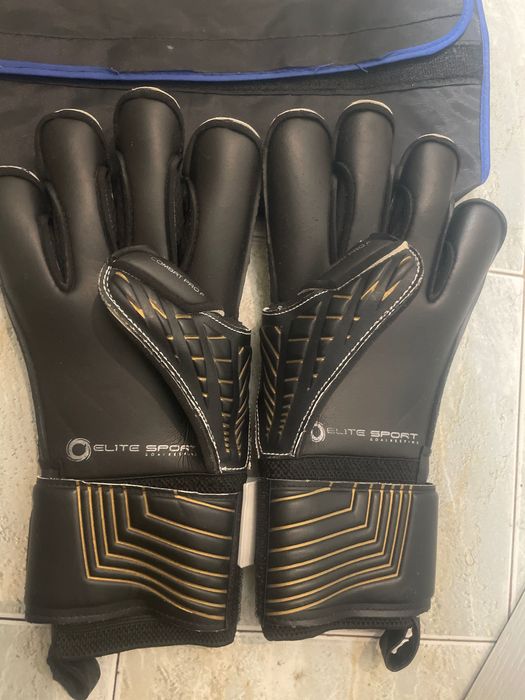 Вратарски ръкавици