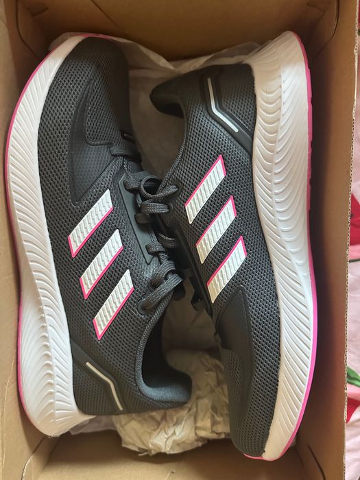 Маратонки Адидас