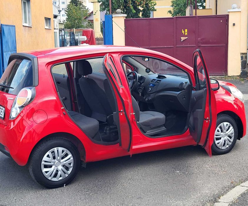 chevrolet spark 2010/ EURO 5/ unic propietar/consum 4%,/4 usi/4 cilindri /DISTRIBUTIE LANT/ factura  fiscal garantie
