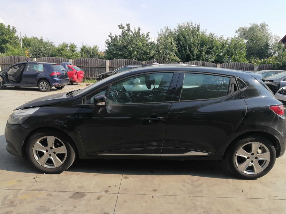 Dezmembram Renault Clio