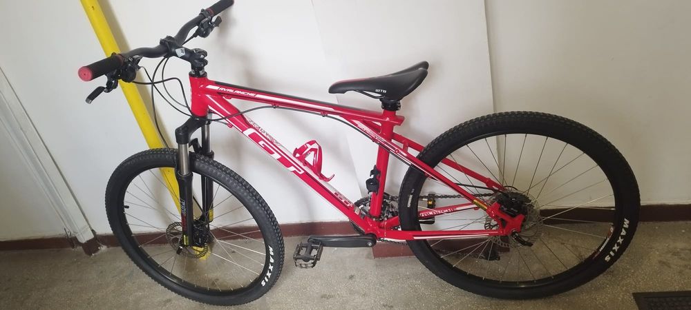 Bicicleta GT Avalanche