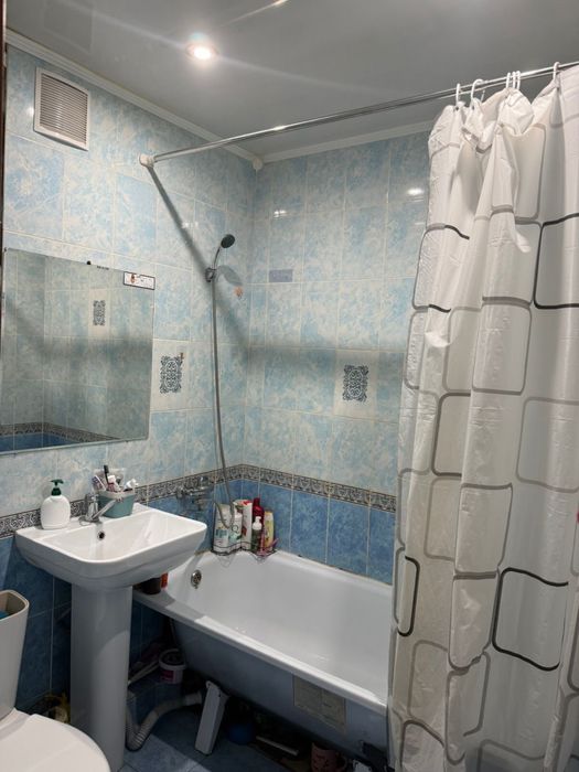 Ищу девущку по подселение центр