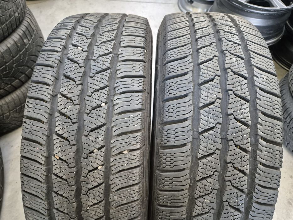 2 anvelope iarna Continental 215 60 17 C ca și noi