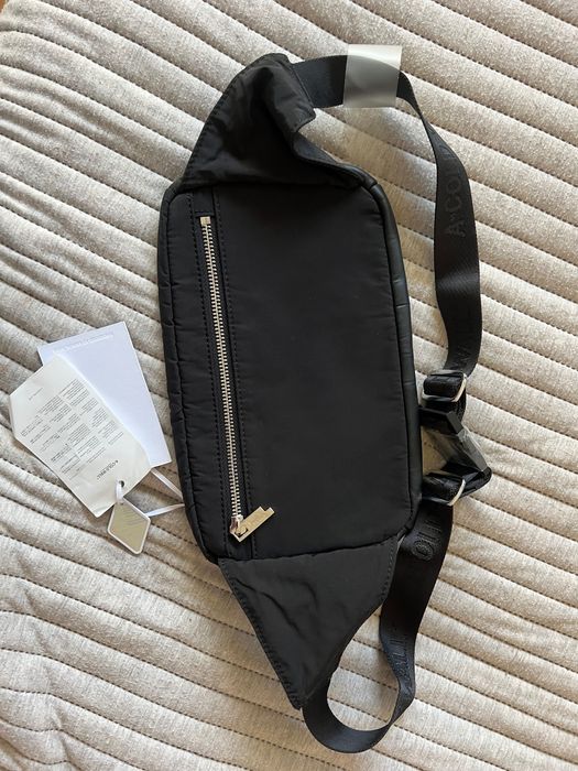 A-cold-wall  чанта от естествена кожа оригинална