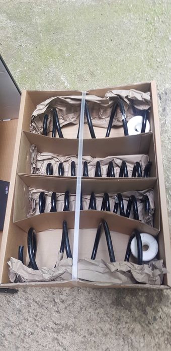 пружини оригинални  bmw f30 xdrive