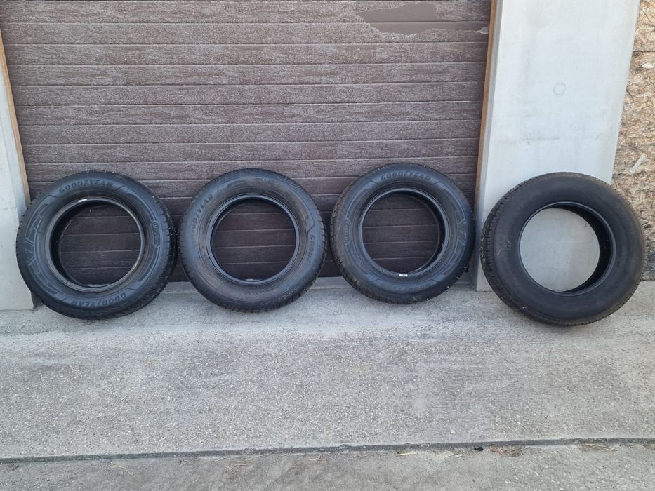 Anvelope Iarna Good Year 265 65 R17