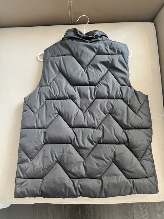 Женская безрукавка