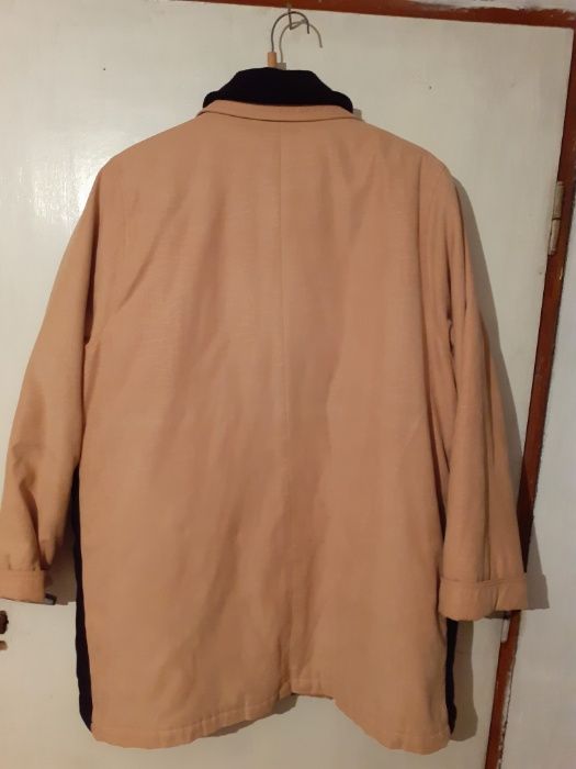 Дамски връхни дрехи