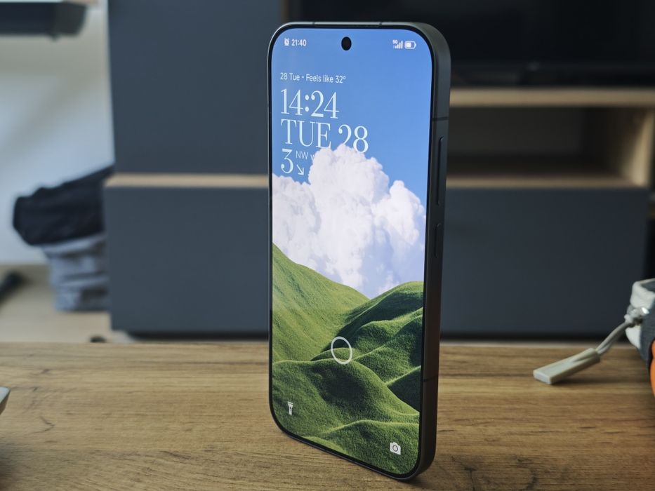 Xiaomi 17 (12/512GB) Като Нов