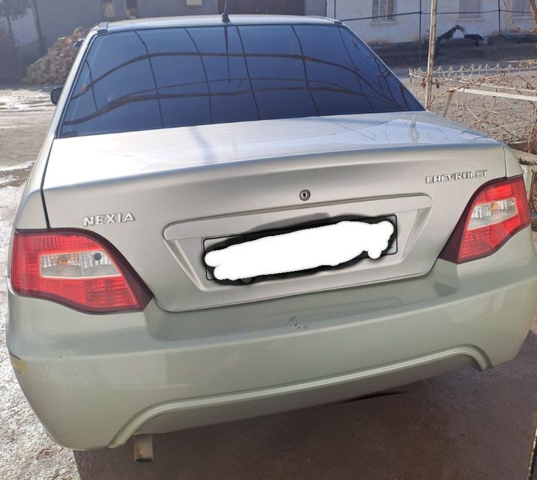 Нексия 2  сотилади