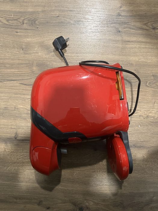 Кафе машина Bosch Tassimo + подарък капсули