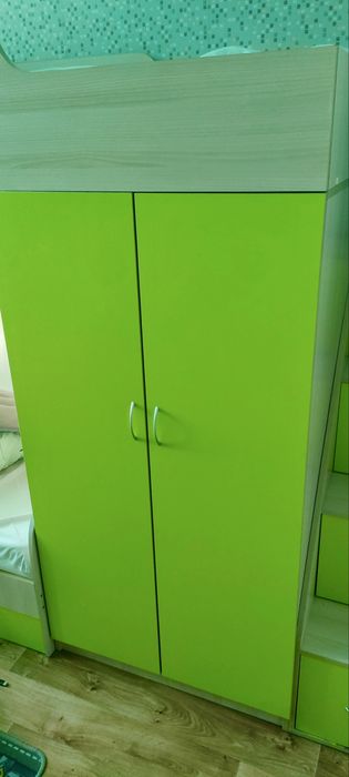 Кровать двухъярусная детская