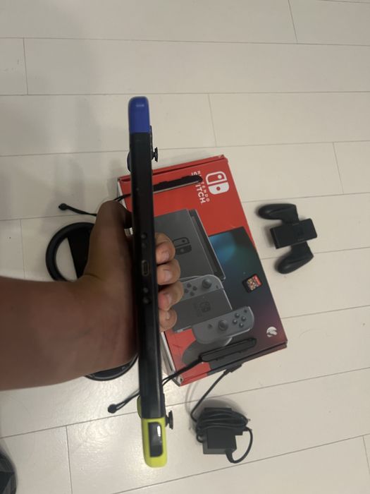 Nintendo switch  cu multe jocuri