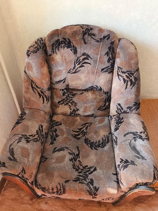 Диван и 2 кресла 5000 тг