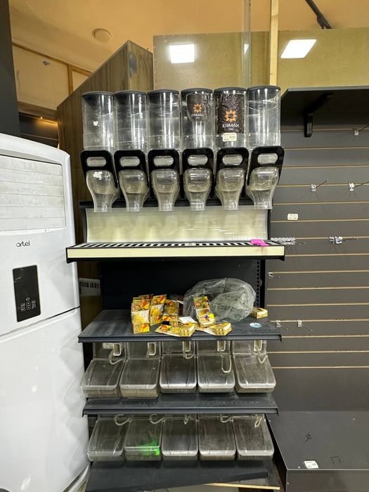 Super market uchun kerakli uskunalar arzon narxlarda sotiladi.