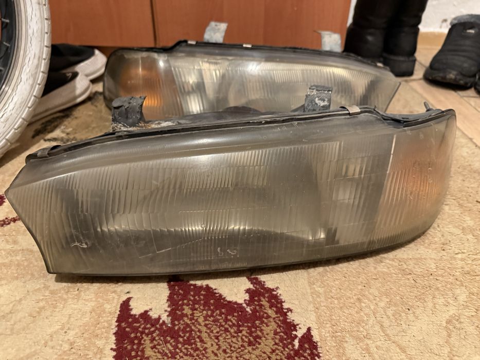 Продам фары на б3