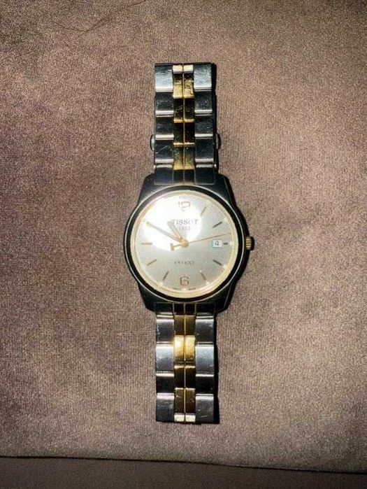 Продава се Часовник