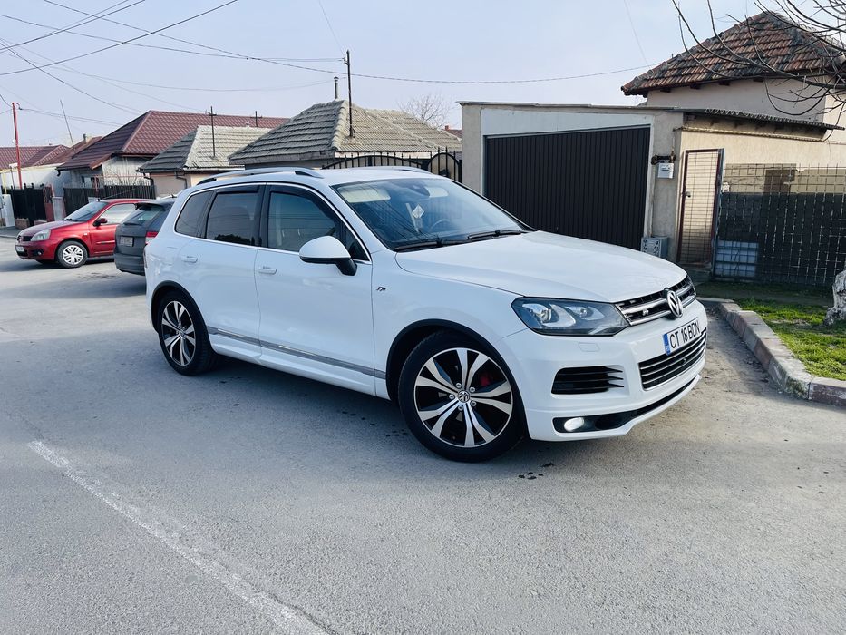 Vand touareg R line VALABIL Luna asta ! (Fara schimb)