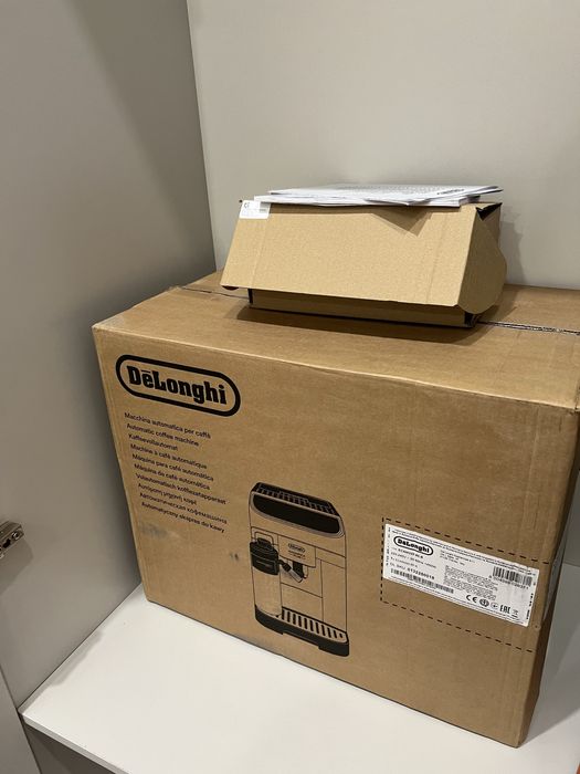 Кофемашина delonghi magnifica plus