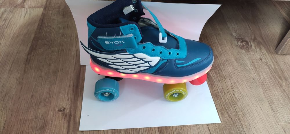 Нови кънки BYOX Регулируеми FLASH L/37-38/