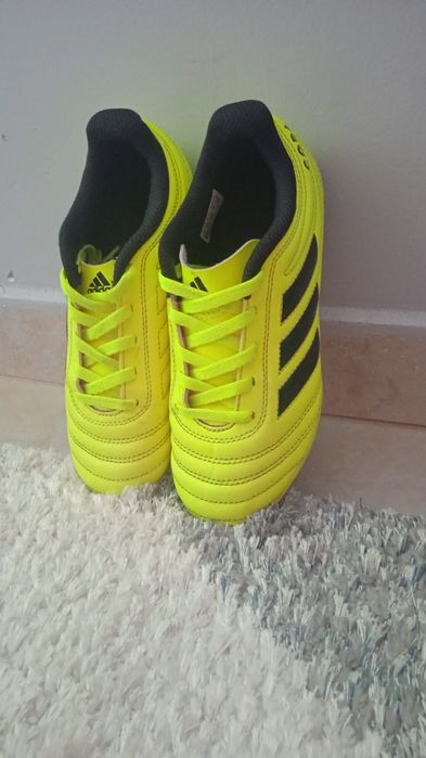 Футболни обувки Adidas