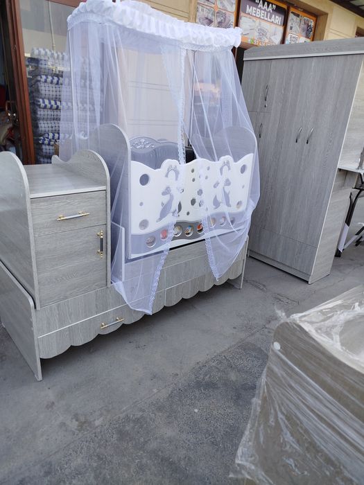 Bolar uchun mebellar