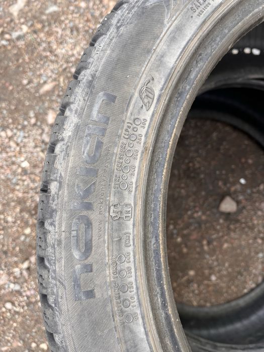 Продам шины 225/45/17