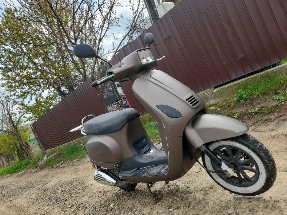 Scuter 49 cm (se conduce fara permis)