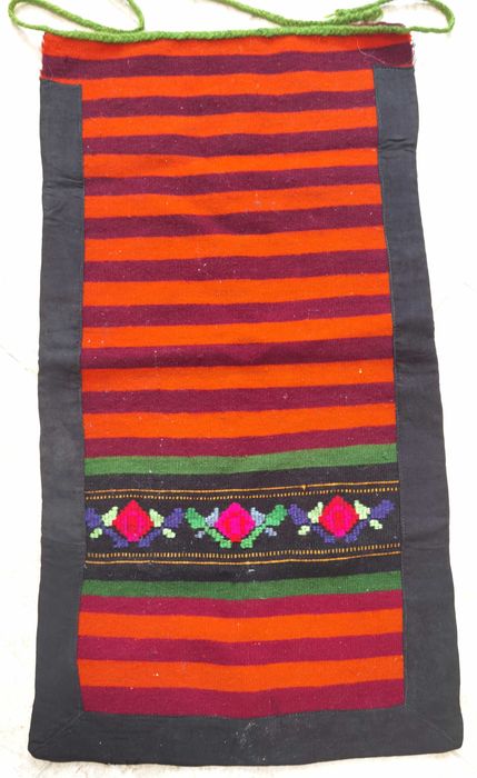 Две Автентични Старинни  Престилки от Народна Носия 1920те г