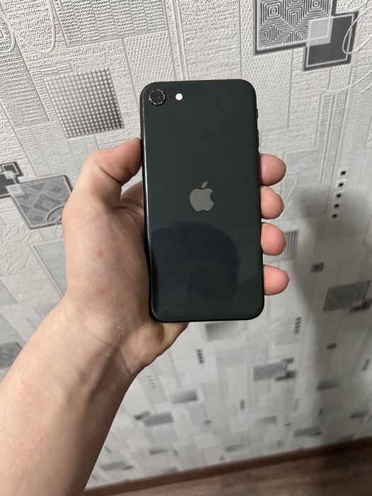 Айфон Se 2020 64gb