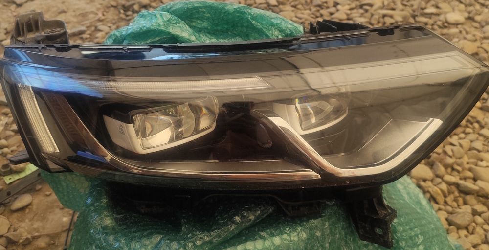 Far dreapta Renault koleos 2018