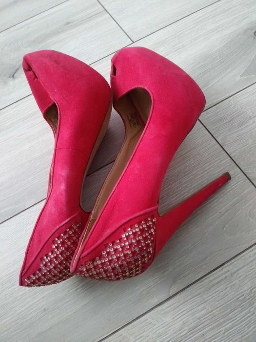 Sandale.  NEW  LOOK    si   pantofi