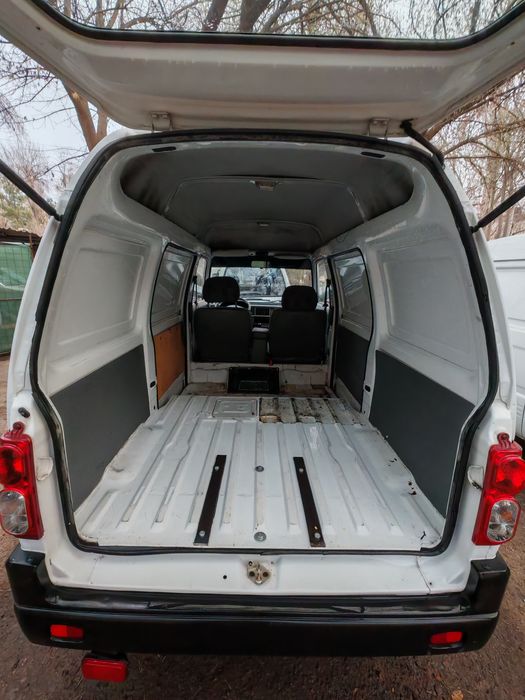 Продаю Дамас Ван 2020 год