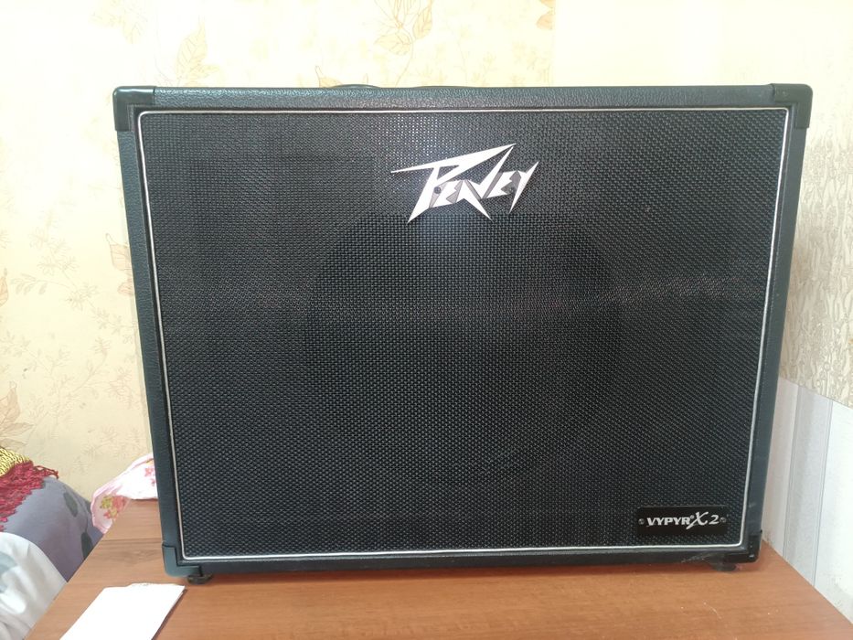 Продам гитару и комбик