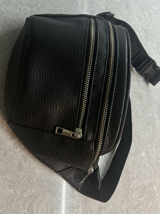 Borseta neagra imitatie piele