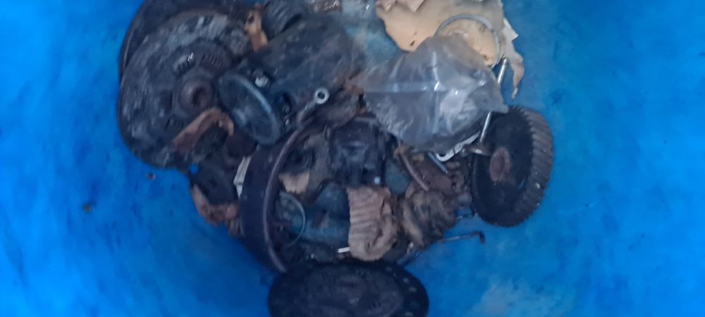Части за москвич нови и използвани