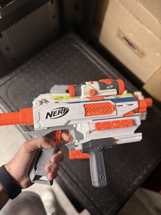 Pistol nerf nou nout