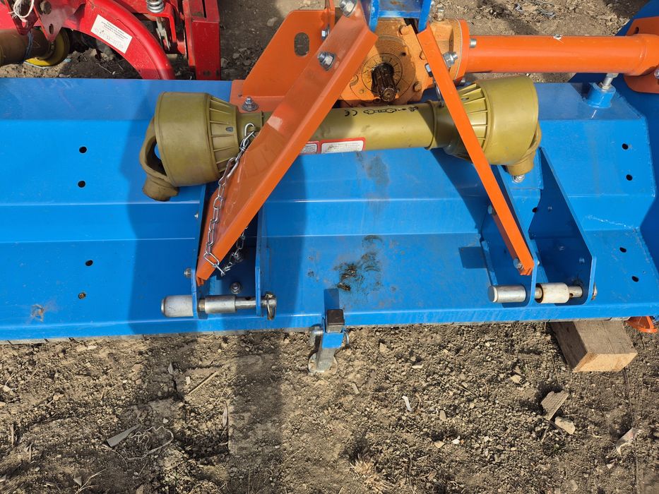 Vând tocatoare vegetale sau schimb cu Vaca Jersey