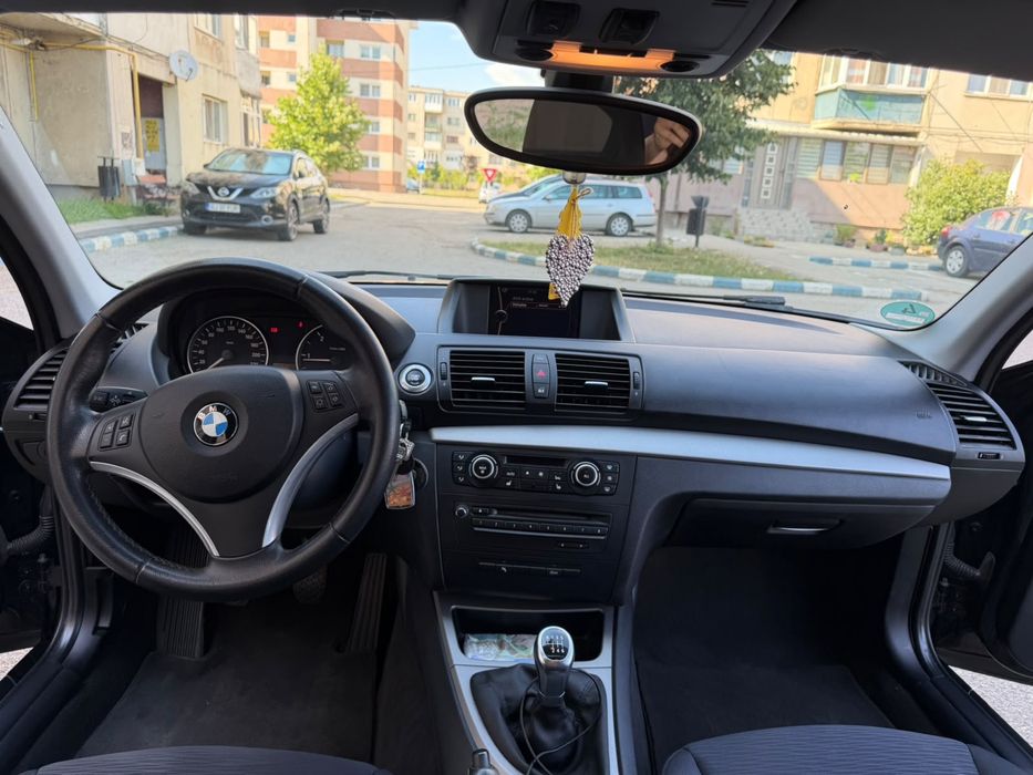 BMW seria 1 2010