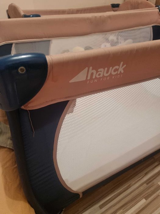 детско легло Hauck.
