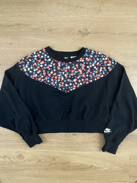 Adidas Originals,Nike дамски суитчъри размер S-М