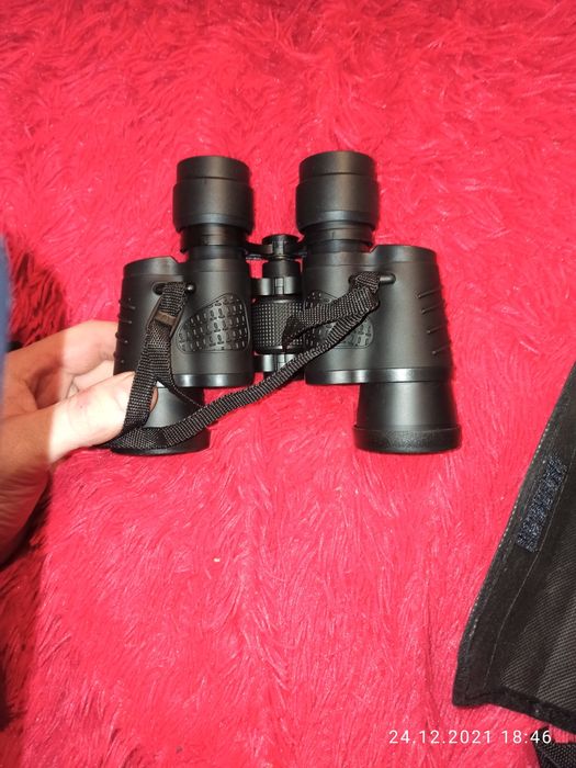 Бинокль новый продам