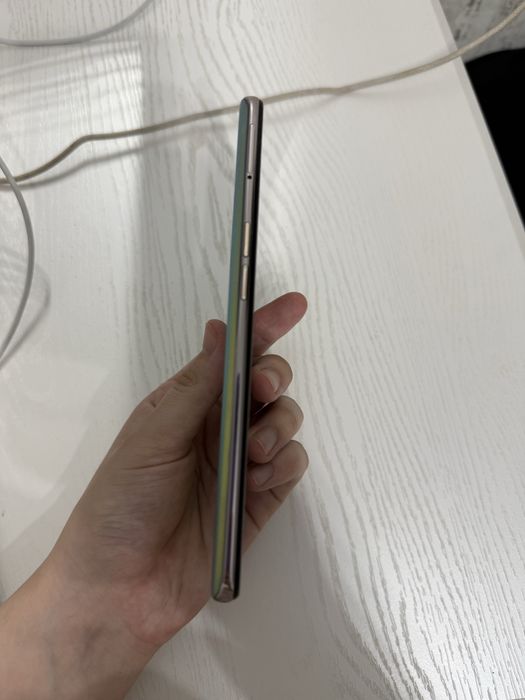 Продам телефон Reno 5