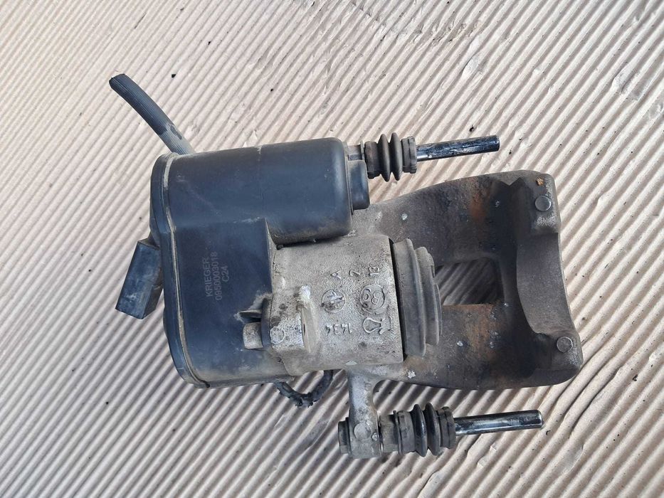 Vw Passat B6, set etrieri spate originali, modelul cu motoras